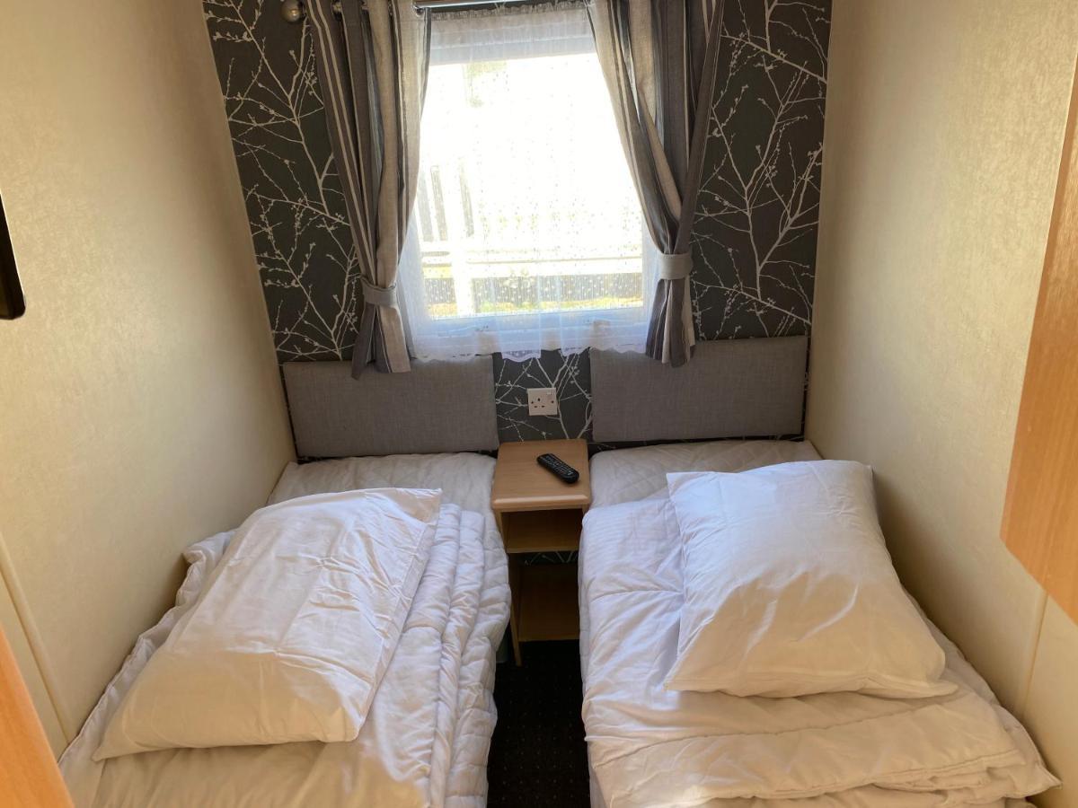 4 Bedroom 10 Berth Caravans With Hot Tub ,Mountain Bikes Tattershall Lakes Zewnętrze zdjęcie